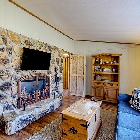 Pine Woods Cabin McHenry Buitenkant foto