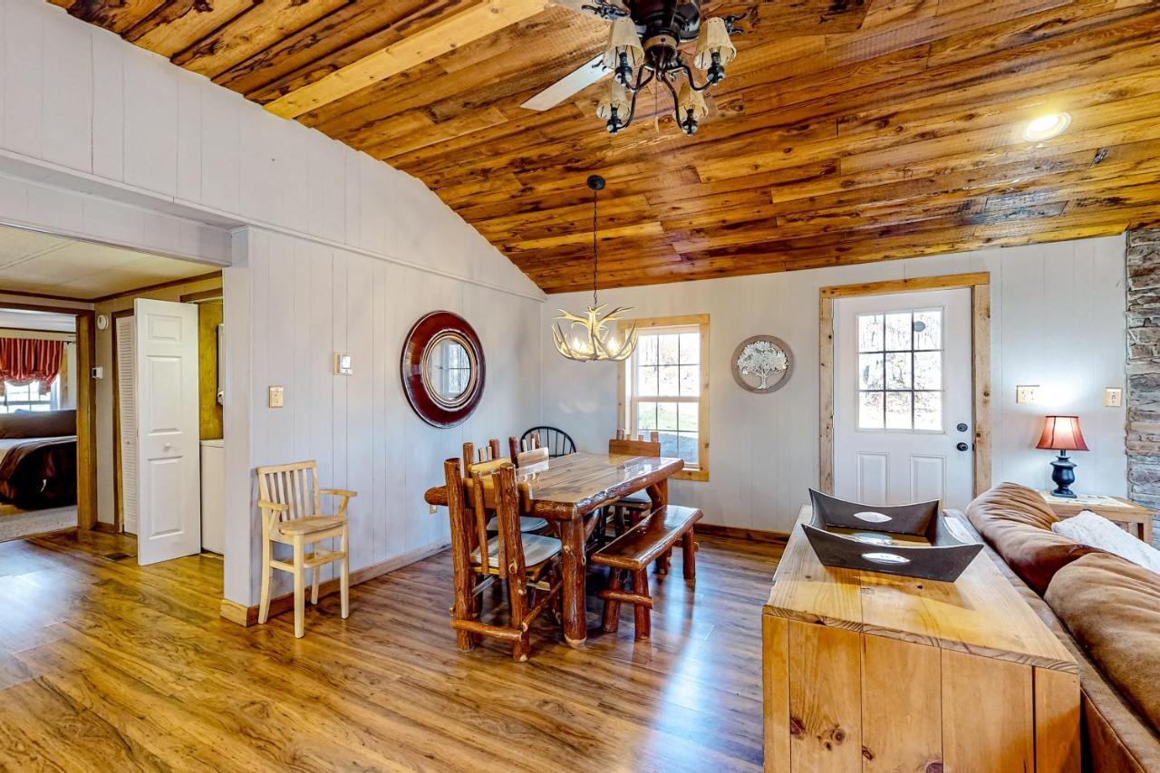 Pine Woods Cabin McHenry Buitenkant foto